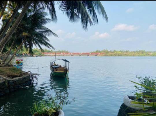 Green Island Homestay Riverside Kozhikode Dış mekan fotoğraf
